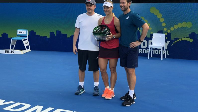 Кербер выигрывает турнир WTA в Сиднее