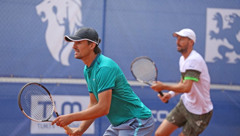Молчанов и Зеленай уступают в финале турнира ATP в Гштаде
