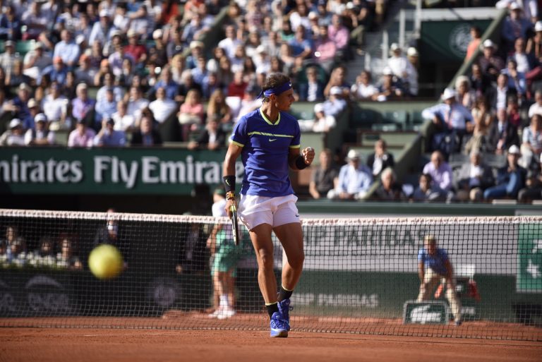 DB5ZyWGXoAEHzS7.jpg large