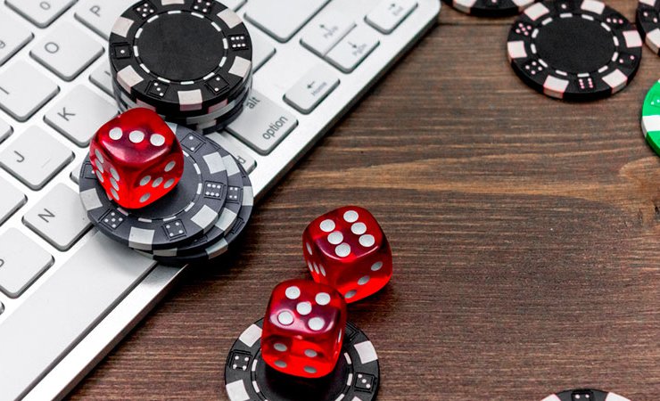 Онлайн казино с реальными выплатами игра казино играть без регистрации