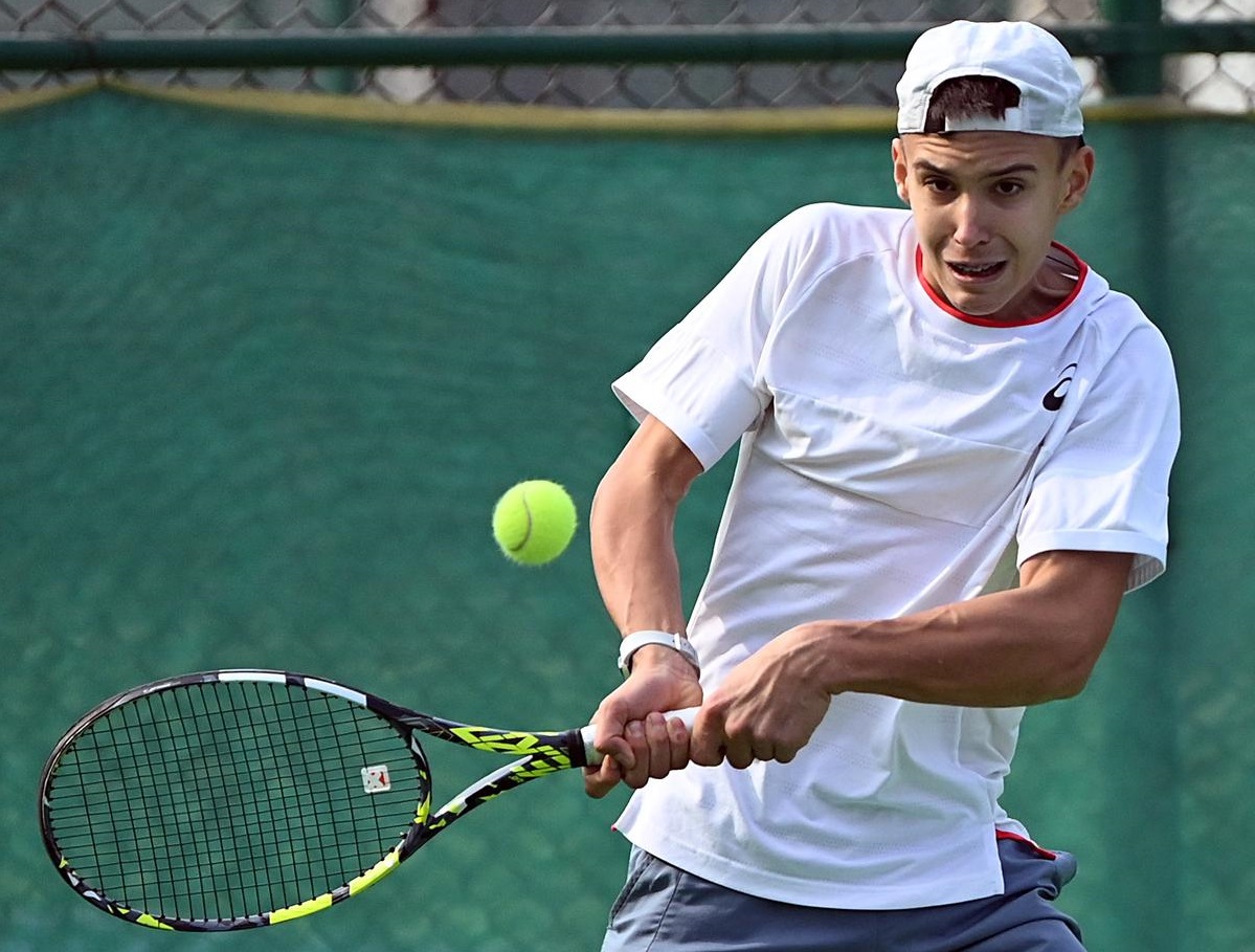 Нікіта Білозерцев